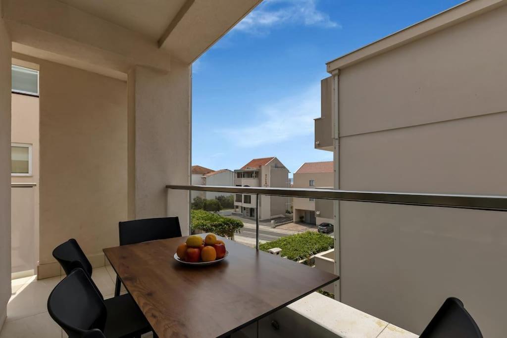 Apartment Dals - Makarska Exklusiv Tučepi المظهر الخارجي الصورة